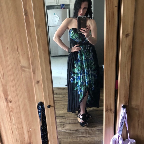 Bebe maxi dress - Picture 2 of 2